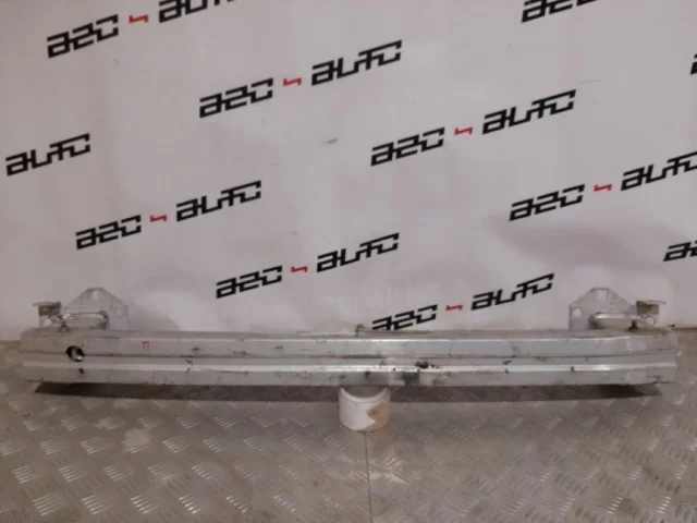 Усилитель бампера передний верхний для Citroen DS4 2011-2016 на фотографиях