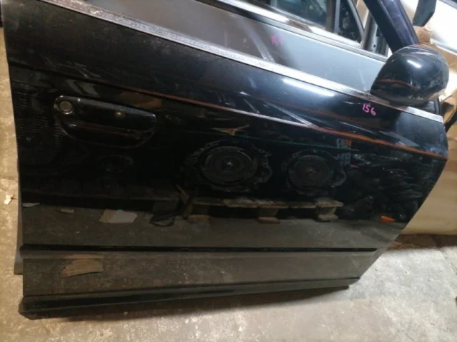 Двери для Audi A4 B7 Avant 2004-2008 на фотографиях