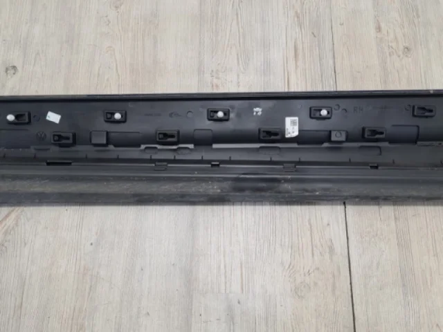 Мотор стеклоподъемника передний правый для Volkswagen Touareg III (CR) 2018+ на фотографиях