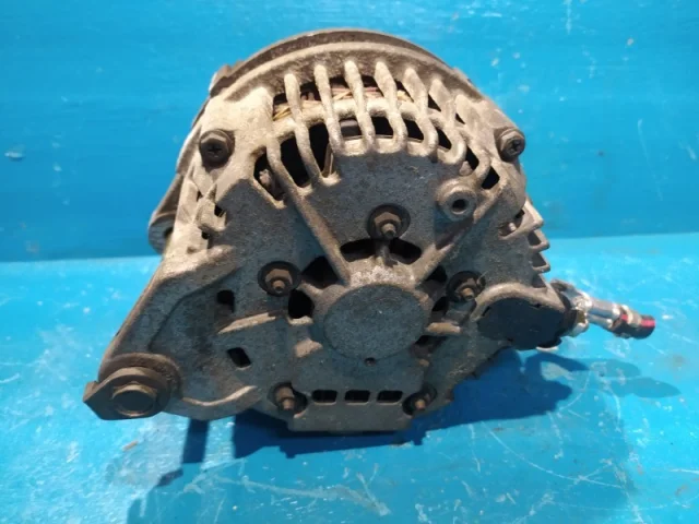 Генератор для Nissan Teana J31 2003-2007 на фотографиях