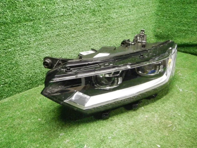 Фары для Volkswagen Passat (B8.5) 2019+ на фотографиях