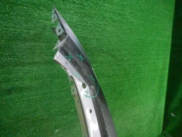 Крыло левое для Audi Q8 4M 2018-2023 на фотографиях