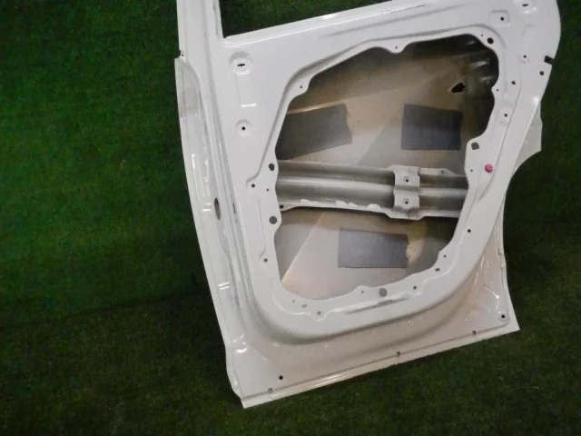 Дверь задняя правая для Hyundai Tucson NX4 2020+ на фотографиях