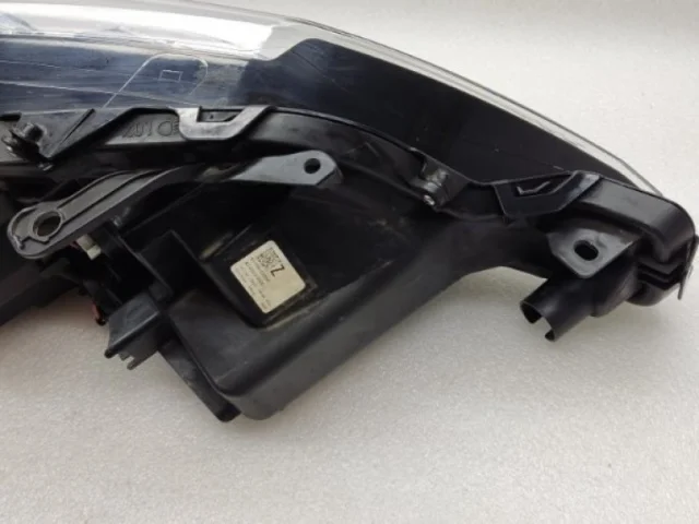 Фара левая для Toyota Camry XV70 rest 2021+ на фотографиях