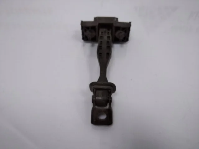 Ограничитель двери передней левой для BMW X5 G05 2018+ на фотографиях