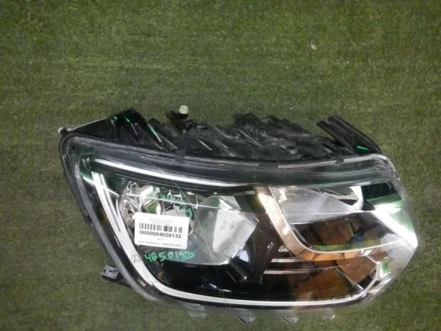 Фара ксенон левая для Renault Duster HM 2020+ на фотографиях
