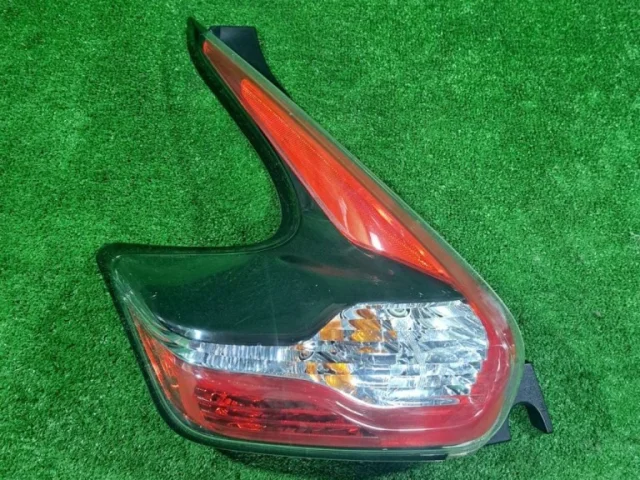 Фонарь левый для Nissan Juke YF15 JDM 2010-2014 на фотографиях