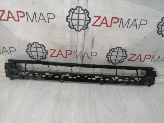 Решетка переднего бампера для Audi Q8 4M 2018-2023 на фотографиях