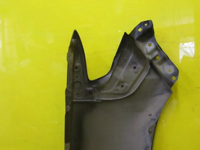 Крылья для Toyota Land Cruiser 200 (JDM) 2007-2013 на фотографиях