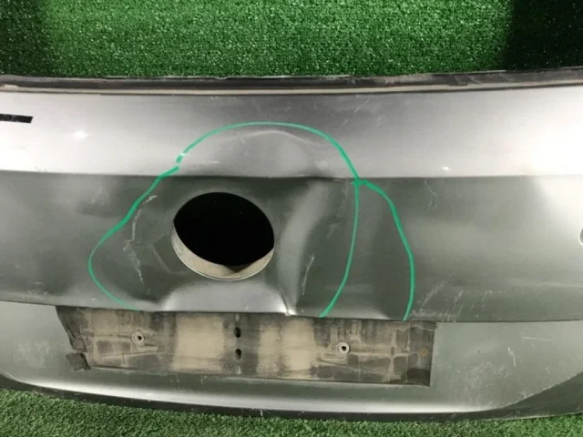 Крышка багажника для Volkswagen Passat (B8) Variant 2014-2019 на фотографиях