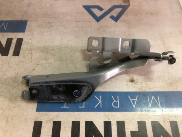 Петля капота левая для Infiniti QX 70 2013-2019 на фотографиях