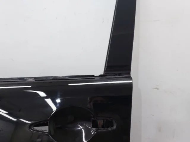 Двери для Infiniti QX 56 2010-2014 на фотографиях