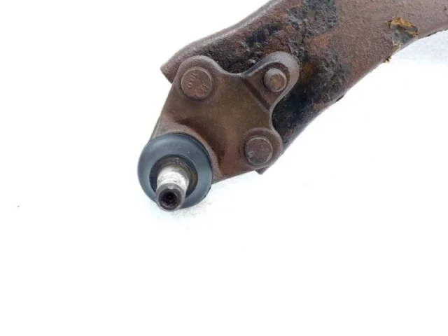 Рычаг передний левый нижний для Toyota Avensis Седан T250 2003-2008 на фотографиях