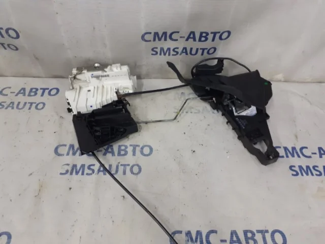 Замок двери задней правой для Mercedes-Benz M class W164 2005-2011 на фотографиях