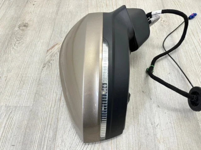 Зеркало боковое правое для Volkswagen Touareg III (CR) 2018+ на фотографиях