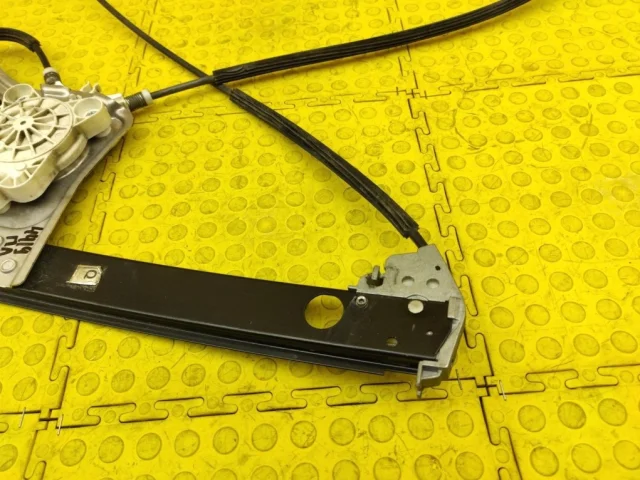 Мотор стеклоподъемника передний левый для Mercedes-Benz S class W220 1998-2005 на фотографиях