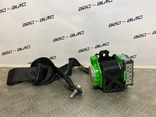 Ремень безопасности передний правый для Citroen C4 Хэтчбек 2010-2016 на фотографиях