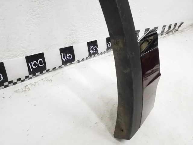 Молдинг крыла передний левый для Volkswagen Touareg III (CR) 2018+ на фотографиях