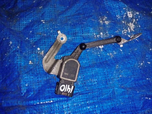 Датчик дорожного просвета задний для BMW 3er Е92 Купе 2006-2012 на фотографиях