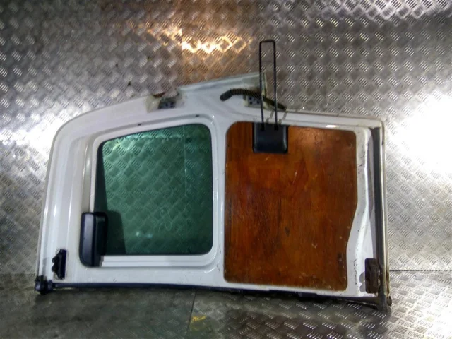 Дверь задняя левая для Peugeot Partner Origin 2008-2011 на фотографиях