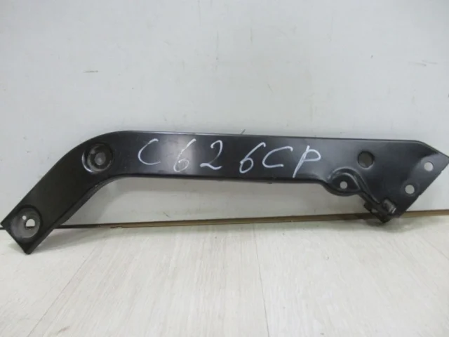 Кронштейн левой фары верхний для Volkswagen Tiguan II MK2 2016+ на фотографиях