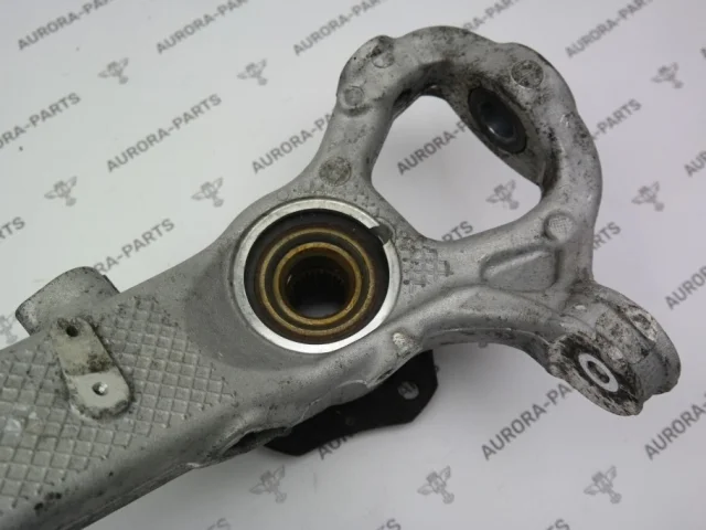 Кулак поворотный левый для Porsche Panamera 970 rest 2013-2016 на фотографиях