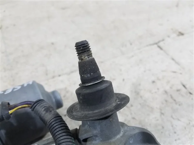 Мотор стеклоочистителя для Ford Galaxy CD340 2006-2015 на фотографиях