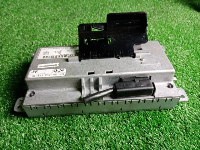 Монитор приборной панели для Audi A4 B8 2007-2015 на фотографиях