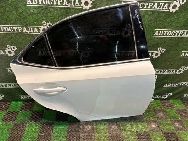 Двери для Lexus IS Седан AVE30-AEXLH 2013-2015 на фотографиях