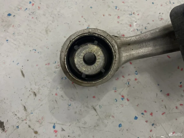 Рычаг передний левый нижний для BMW X5 G05 2018+ на фотографиях