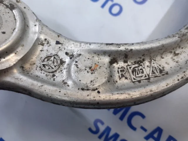 Рычаг передний правый верхний для Mercedes-Benz M class W164 2005-2011 на фотографиях