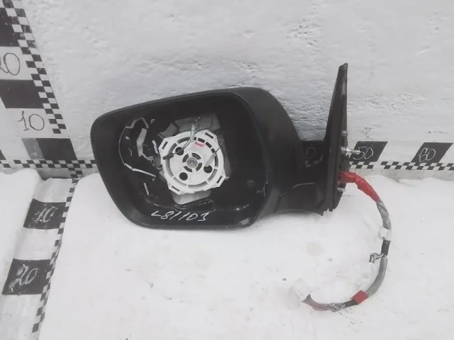 Зеркала для Toyota Land Cruiser J300 2021+ на фотографиях