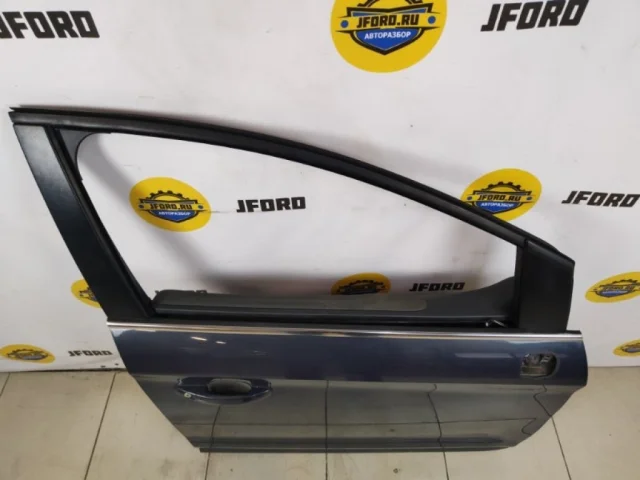 Дверь передняя правая для Ford Kuga CBV 2008-2013 на фотографиях