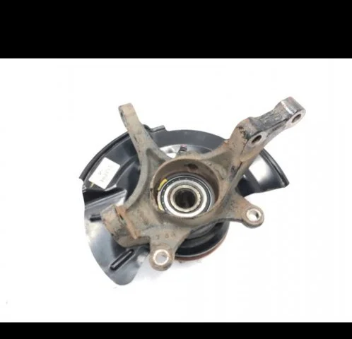 Кулак поворотный левый для Kia Cerato YD 2016-2020 rest. на фотографиях