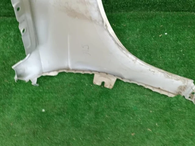 Крылья для Volkswagen Passat (B8.5) Variant, R-line, GTE 2019+ на фотографиях