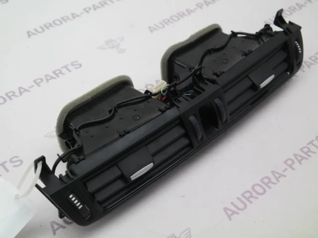 Решетка вентиляционная левая для BMW X5 F15 (Ф15) 2013-2018 на фотографиях