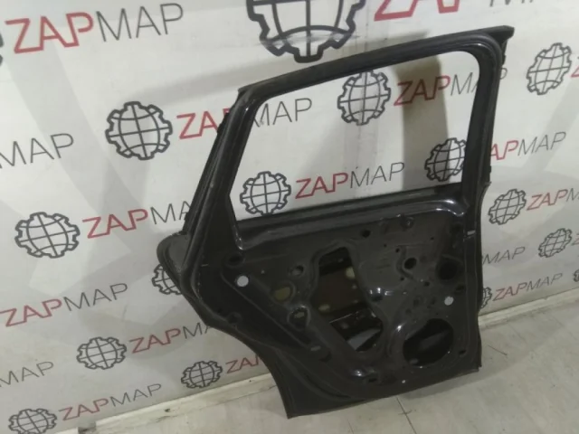 Двери для Porsche Macan 95B 2014-2023 на фотографиях