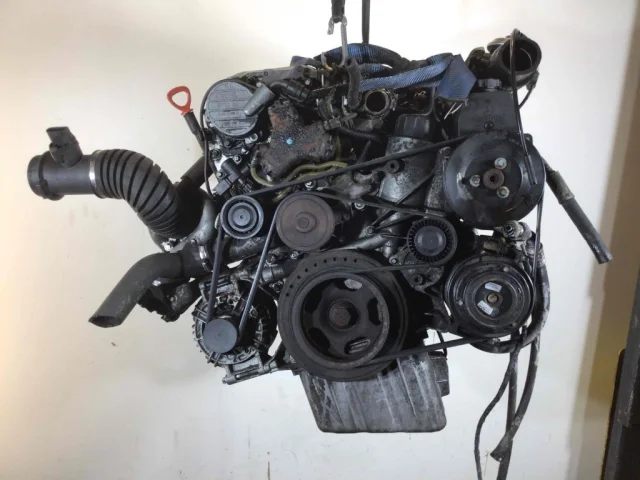Двигатель без навесного для Mercedes-Benz C class S202 1996-2001 на фотографиях