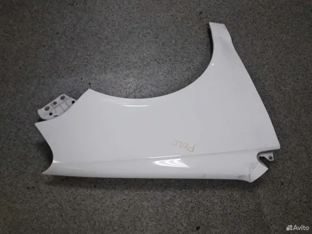 Крылья для Volkswagen Polo IV (9N3) 2005-2009 на фотографиях