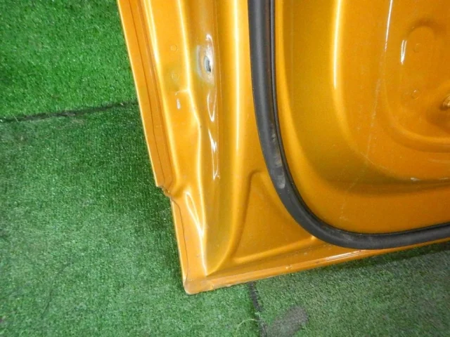 Дверь передняя правая для Audi Q8 4M 2018-2023 на фотографиях