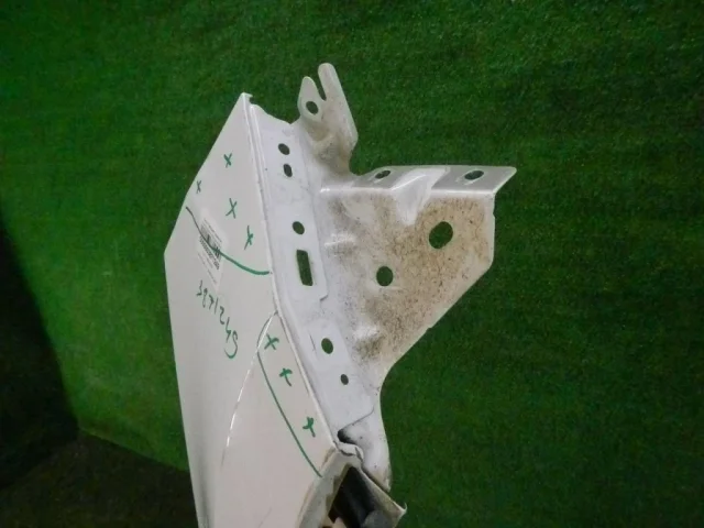 Крылья для Ford Explorer U502 rest 2014-2019 на фотографиях