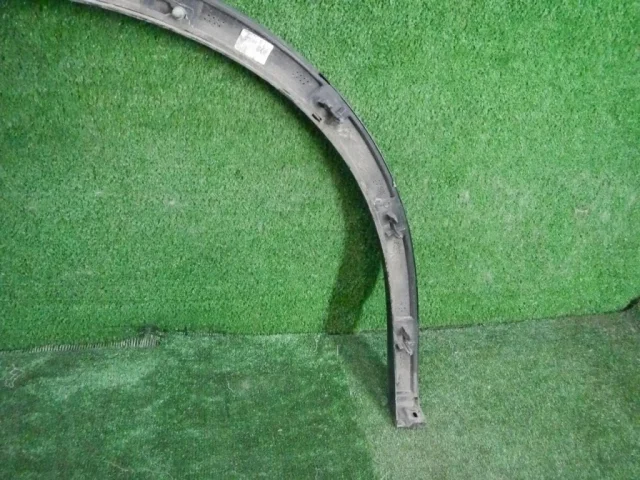 Расширитель арок задний правый для Volkswagen Touareg III (CR) 2018+ на фотографиях