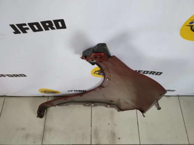 Крылья для Suzuki SX4 2006-2009 на фотографиях