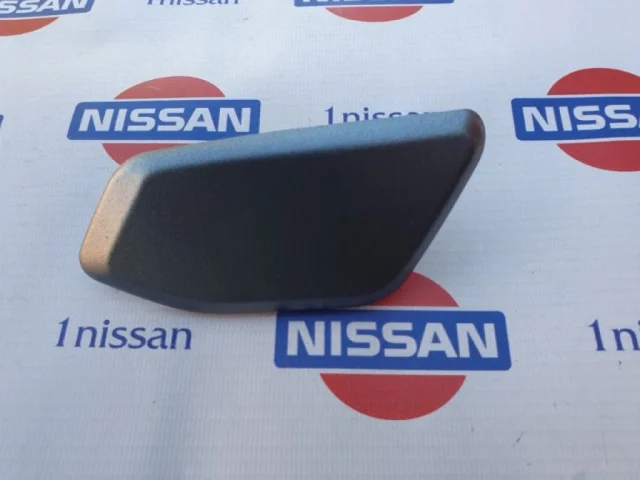 Крышка форсунки фароомывателя левая для Nissan X-Trail T32 RU 2015-2022 на фотографиях