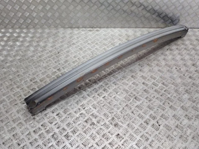 Усилитель переднего бампера для Ford Explorer U502 rest 2014-2019 на фотографиях