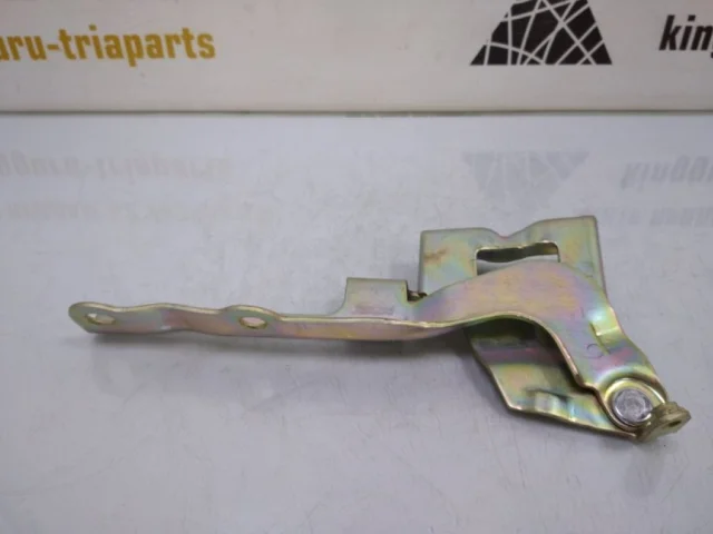 Петля капота левая для Hyundai ix35 1 2009-2013 на фотографиях