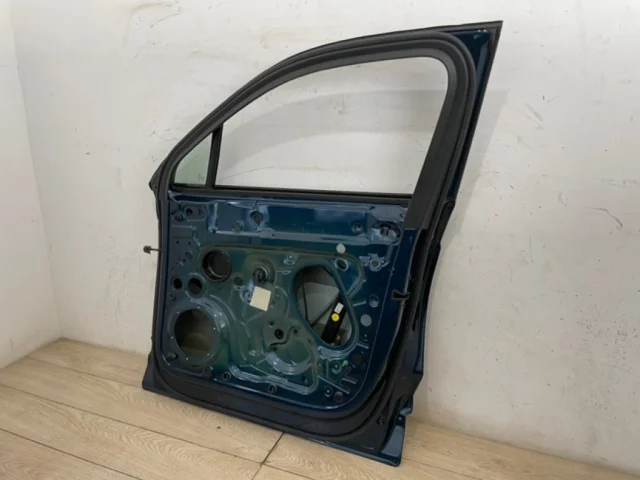 Дверь передняя правая для Volkswagen Touareg III (CR) 2018+ на фотографиях