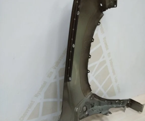 Крылья для Renault Duster HM 2020+ на фотографиях