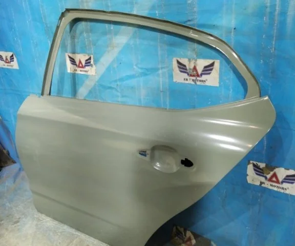 Дверь задняя левая для Citroen C4 Седан 2010-2016 на фотографиях