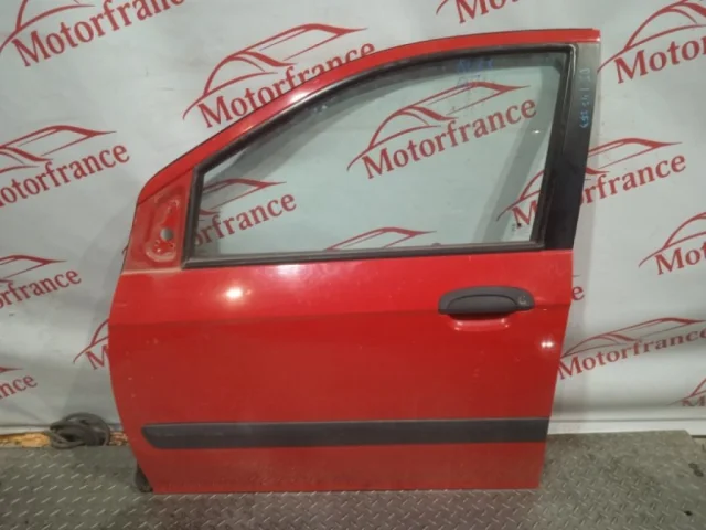 Накладка на дверь передняя левая для Hyundai Getz 2002-2011 на фотографиях